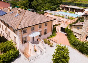 Aerial view - Villa Melangola (Camaiore)