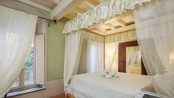 Villa Romantica | Minibar, con stile personalizzato, con arredamento individuale
