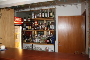 Serves breakfast, lunch and dinner - Hotel Reykjanes (Reykjanes)