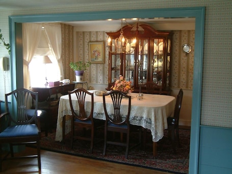 Restaurante. Truman Gillet House Bed & Breakfast