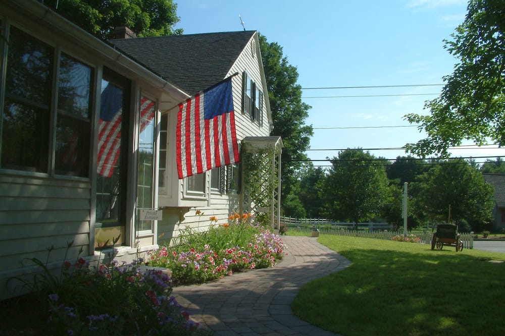 Truman Gillet House Bed & Breakfast