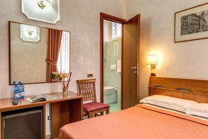 高級寢具、羽絨被、客房內保險箱、筆電工作空間