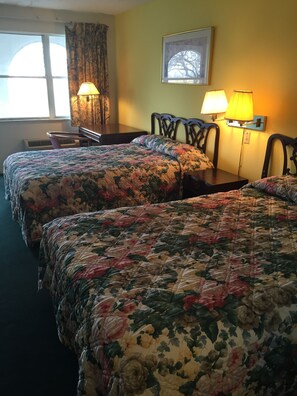 Kamar Standar, 2 Tempat Tidur Double | Wi-Fi gratis