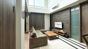 Unclassified image, 3 of 275, button - Holiday Inn Cikarang Jababeka by IHG (Cikarang)