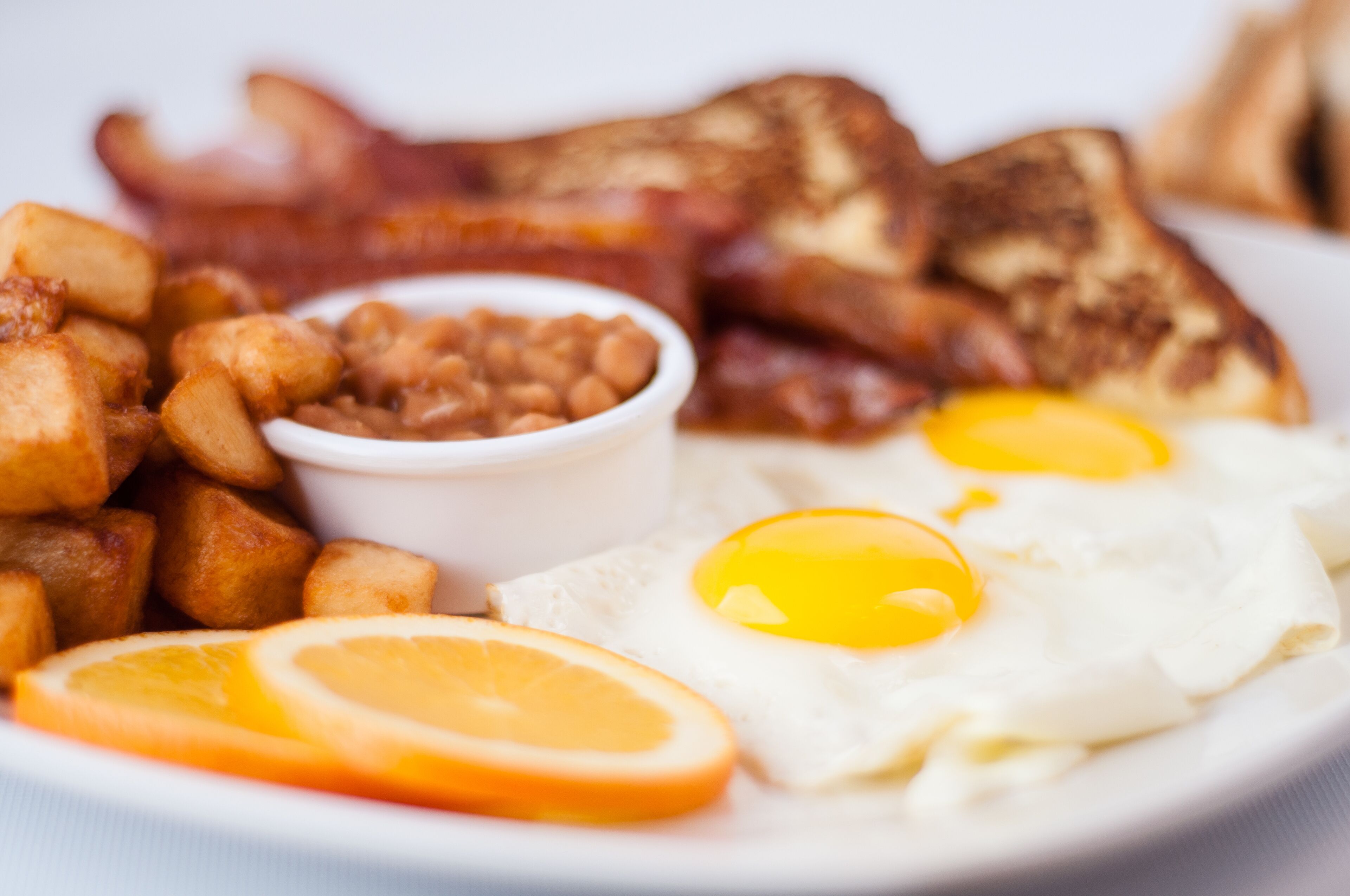 free daily full breakfast