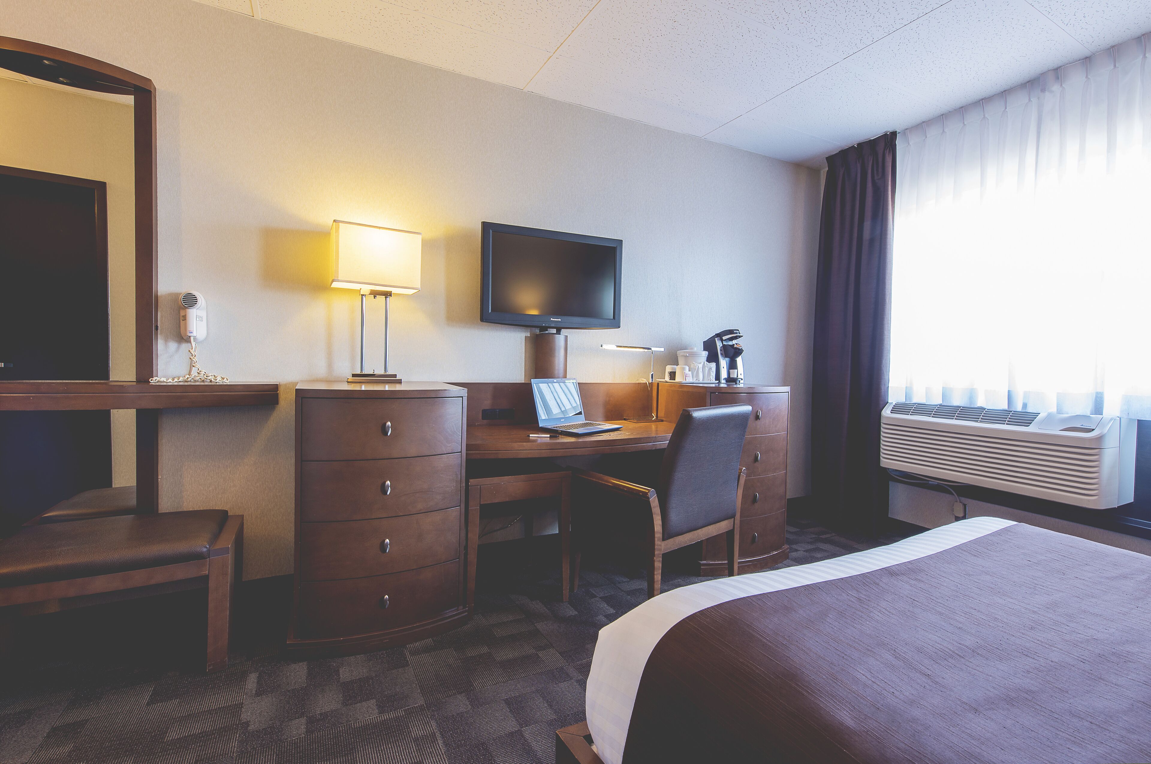 superior room, 1 queen bed | desk, soundproofing, iron/ironing board, free cots/infant beds