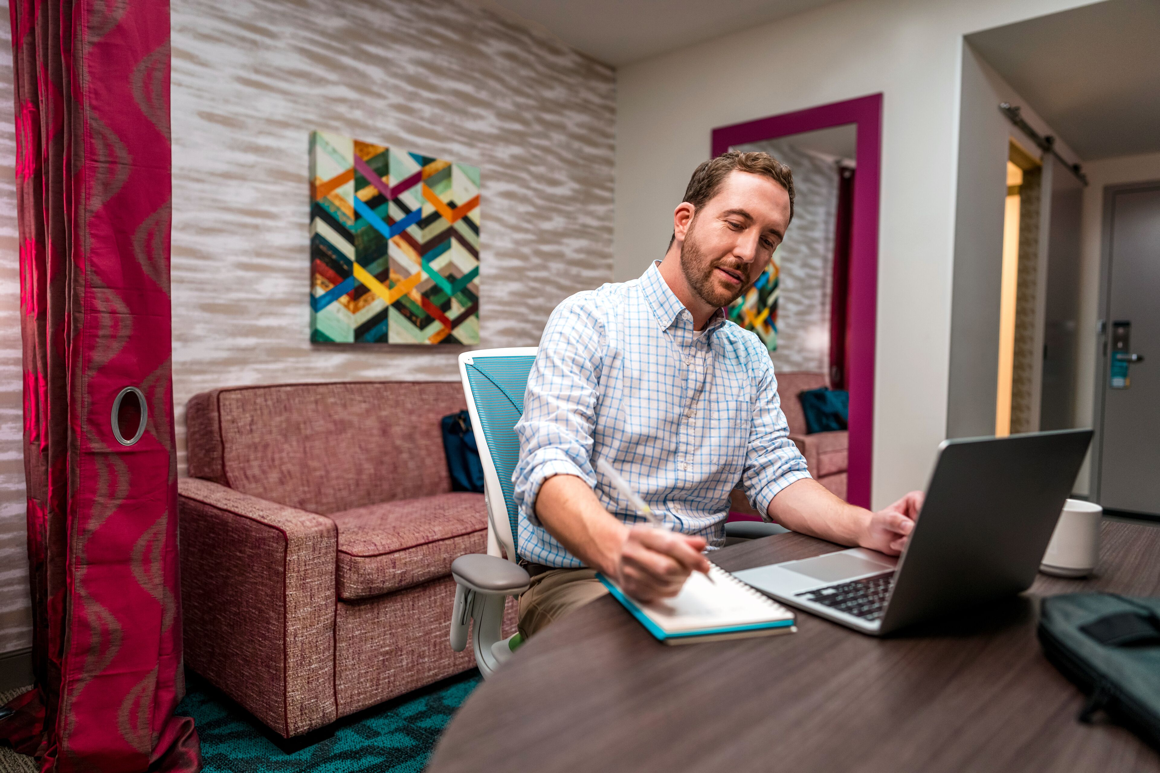 studio suite, 1 king bed, non smoking | premium bedding, desk, laptop workspace, blackout curtains