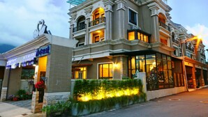 Exterior - Creekside No 22 bnb (Xincheng)