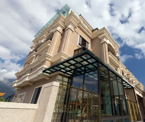 Exterior - Creekside No 22 bnb (Xincheng)