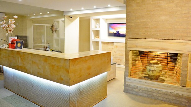 Reception - Hotel Ajax (Punta del Este)