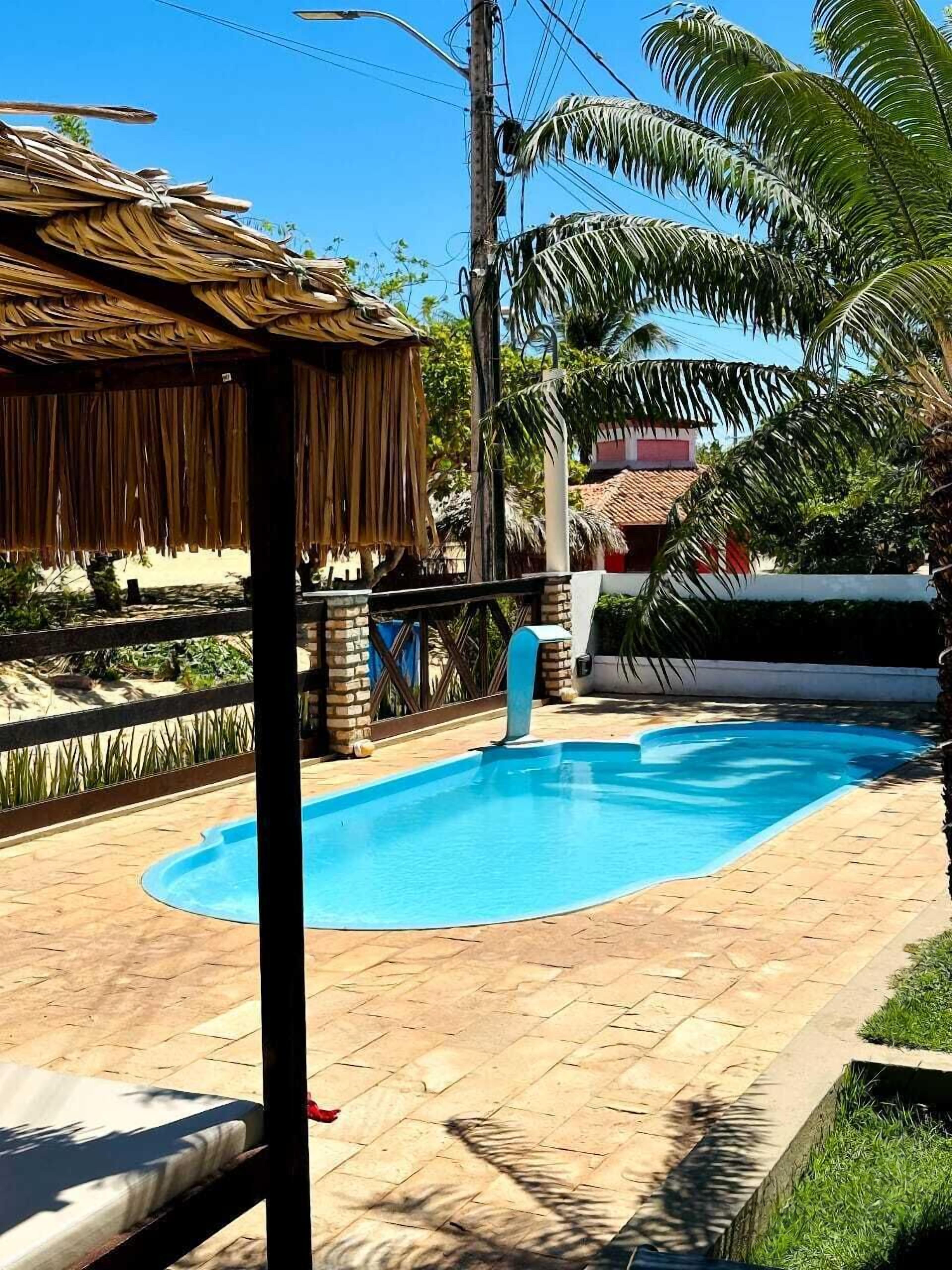 حمّام سباحة خارجي