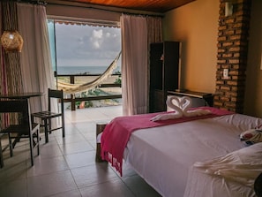 Premium Suite, Ocean View | 1 bedroom, minibar, iron/ironing board, rollaway beds - Pousada Arte do Velejo (São Miguel do Gostoso)