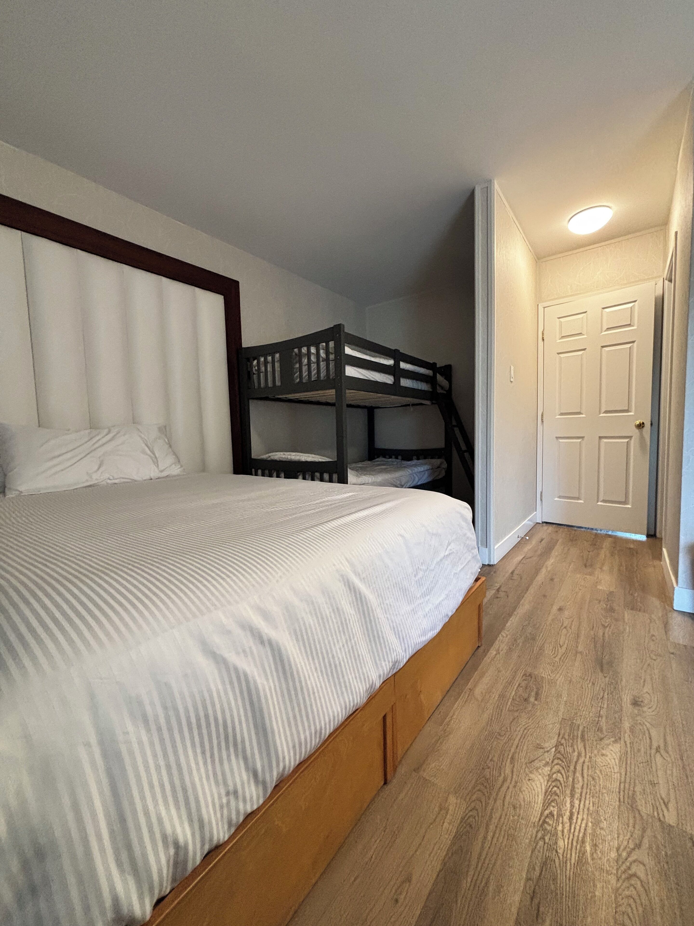 Family Room, 2 Bedrooms, Non Smoking, Mountain View | Premium bedding, pillow-top beds, in-room safe, blackout curtains