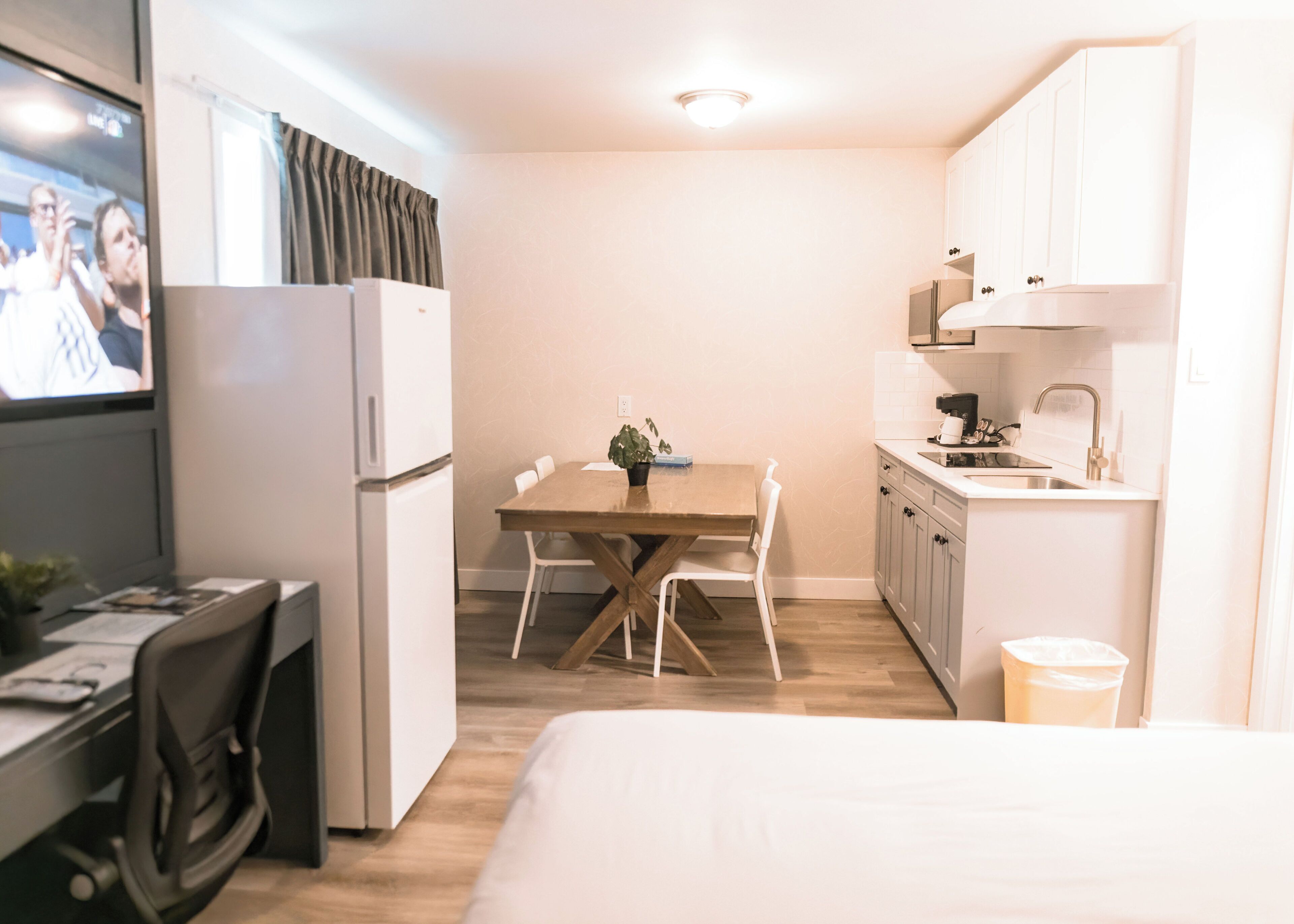 Family Room, 2 Bedrooms, Kitchenette, Mountain View | Premium bedding, pillow-top beds, in-room safe, blackout curtains