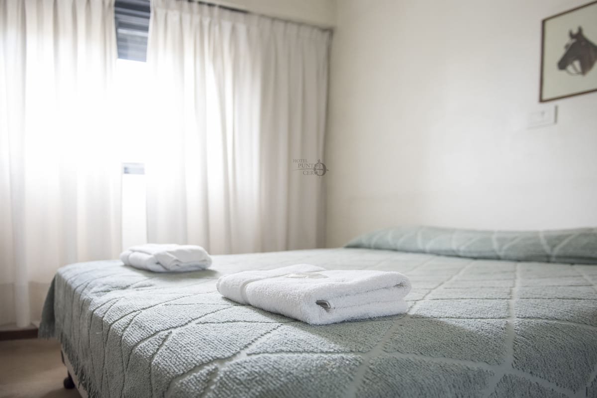 Superior Triple Room | Desk, free WiFi