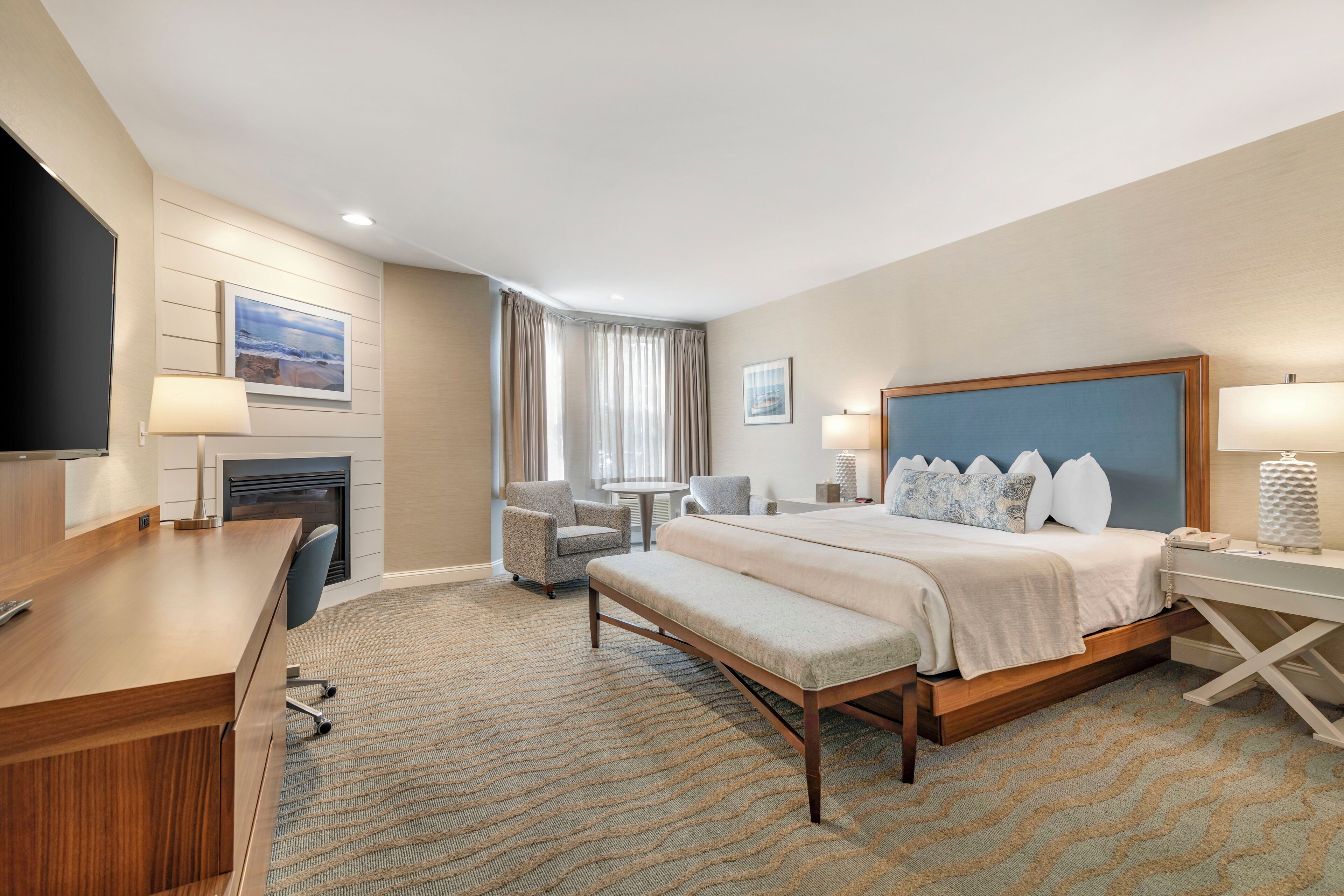 Traditional Room, 1 King Bed, Fireplace