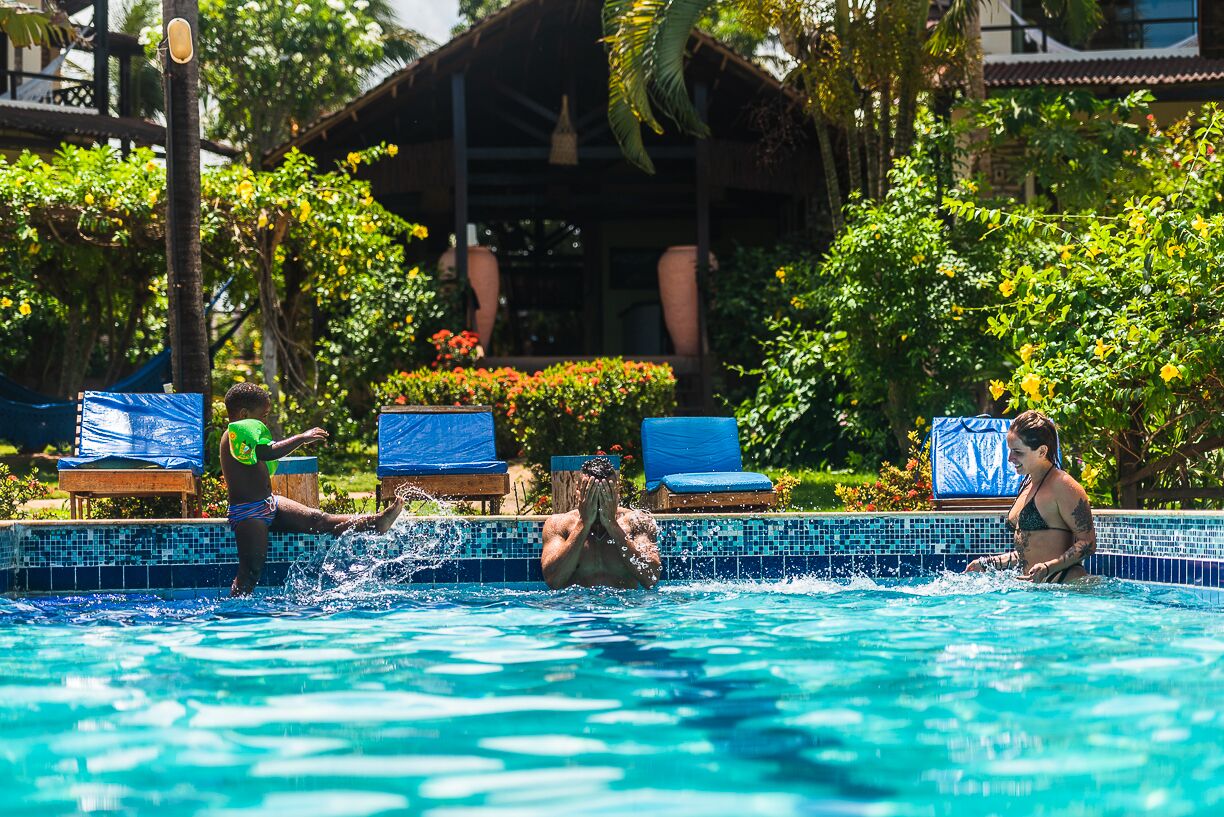 2 albercas al aire libre 