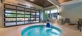 Fairway Inn and Suites, an Ascend Collection Hotel