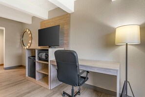 Standard Room, 2 Queen Beds, Non Smoking | Desk, iron/ironing board, free rollaway beds, free WiFi - Fairway Inn & Suites (Mishicot)