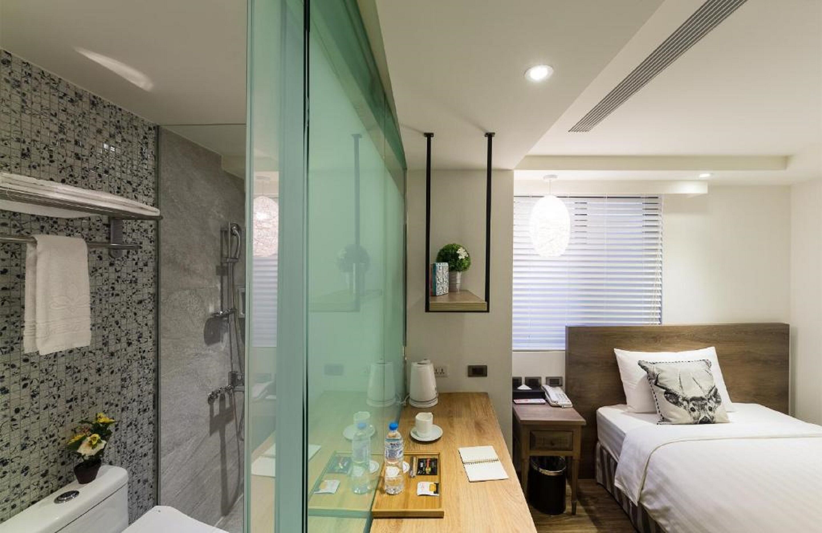 Lan Kwai Fong Garden Hotel, Chiayi Reviews & Hotel Deals Book at