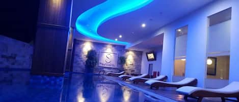 Indoor pool, outdoor pool