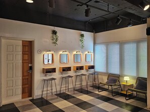 Living area - MIDO Hostel (Seogwipo)