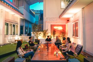 Pub - MIDO Hostel (Seogwipo)