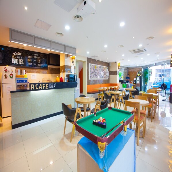Reception - Jeju R Hotel & Guest House - Hostel (Jeju City)
