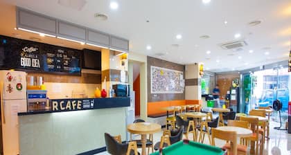 Jeju R Hotel & Guest House - Hostel