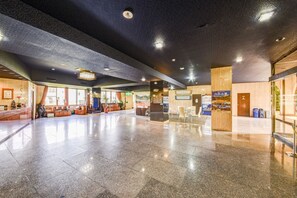 Lobby - Hakuba Royal Hotel (Hakuba)
