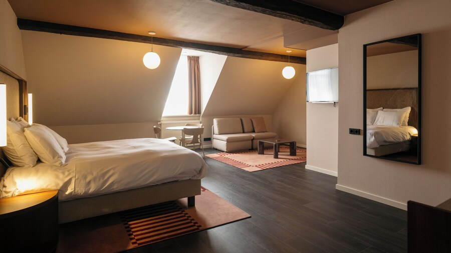 Hotel Vrythof - just a room - digital key by email or SMS