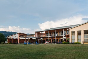 Terrace/patio - JUFA Hotel Stubenbergsee (Stubenberg)