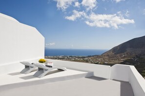 House, 2 Bedrooms, Jetted Tub | Balcony - Semeli Cave House (Santorini)