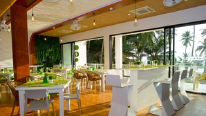 Unclassified image, 4 of 15, button - Juce Hotel (Ambalangoda)