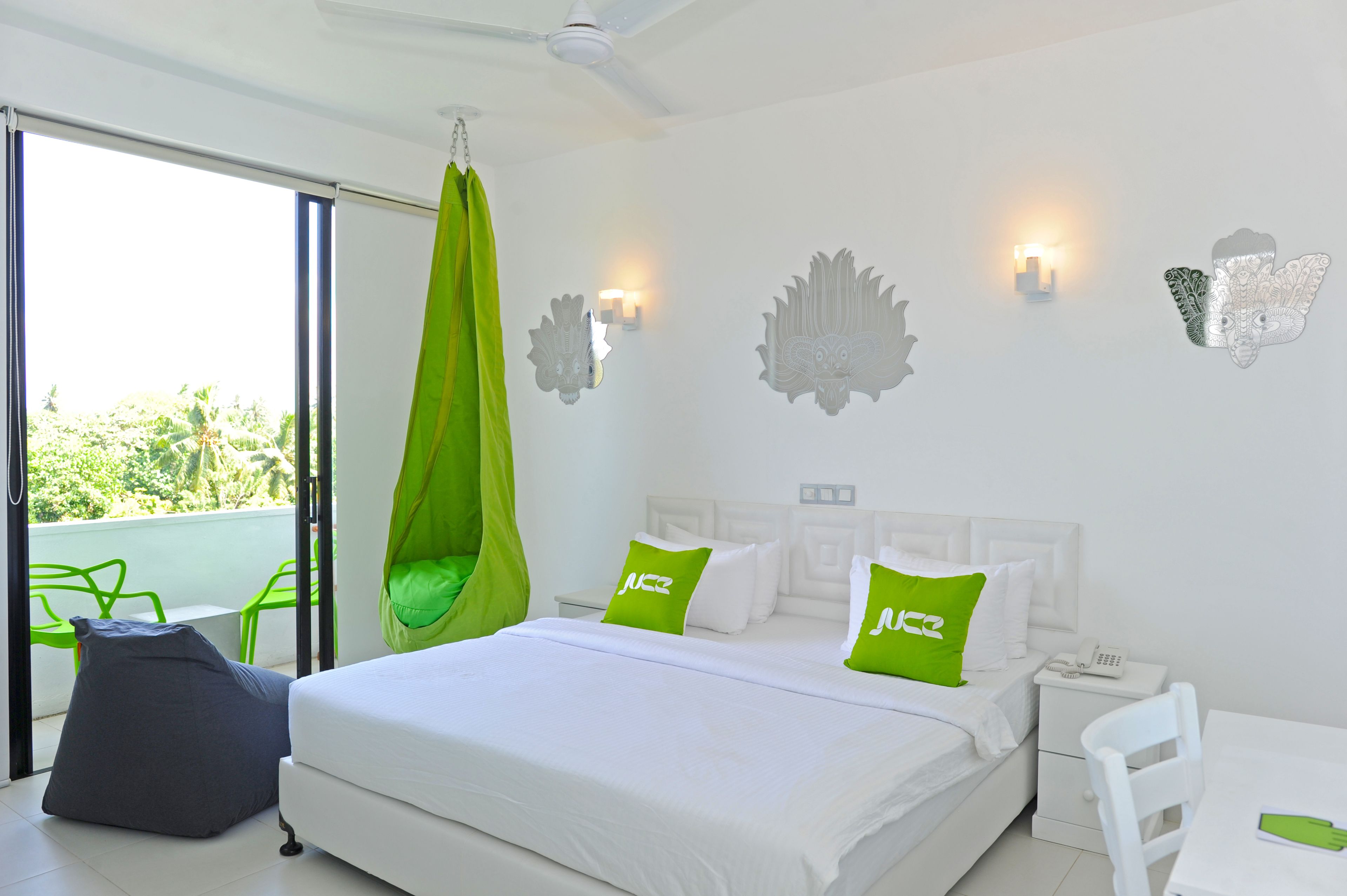 Quarto luxo, vista para a praia, ao lado da praia | Vista do quarto