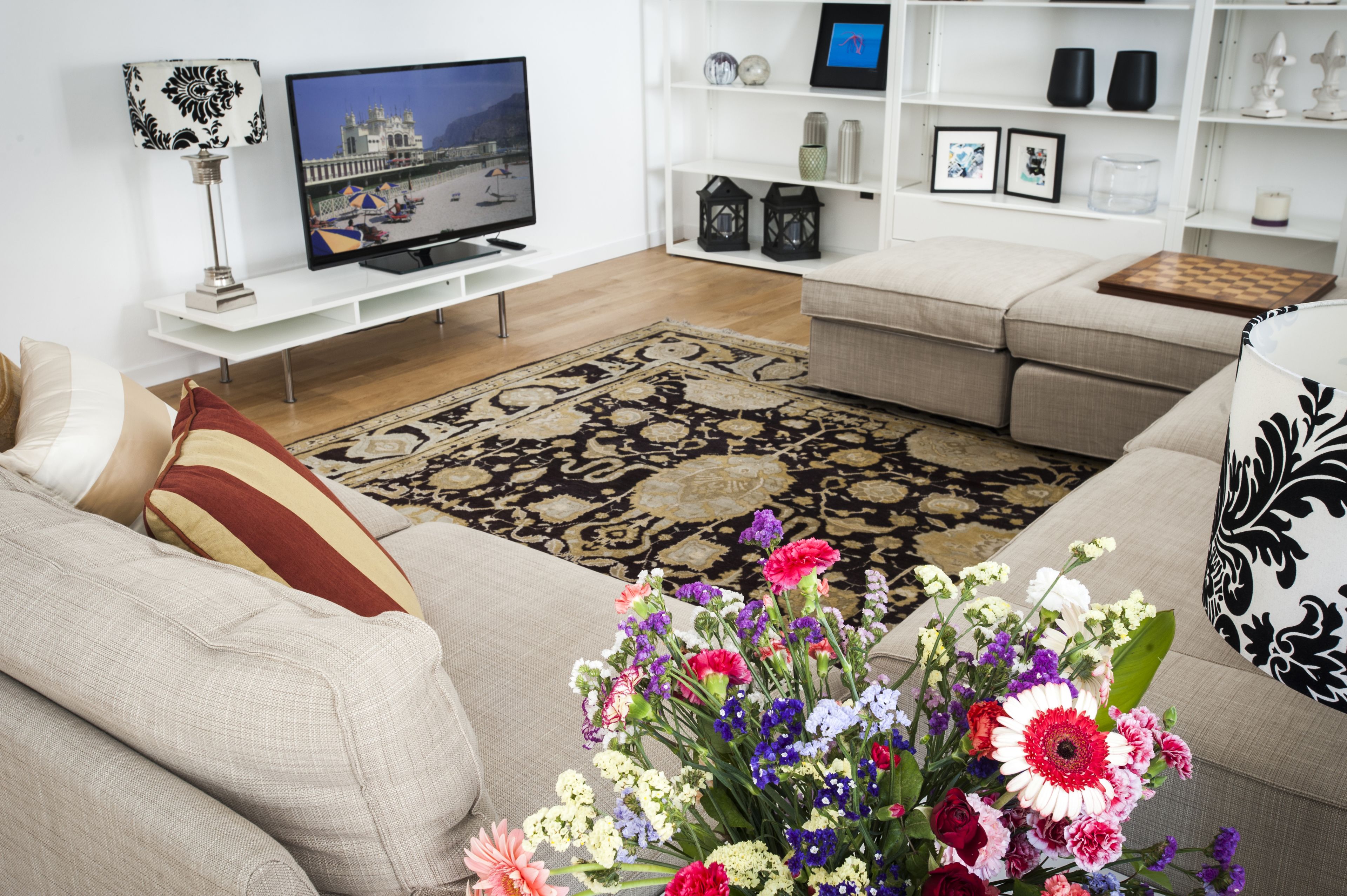 Photo - BB 22 Palace