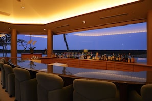 Bar (in der Unterkunft)