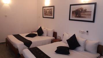 Deluxe Double Room, 1 Double Bed, Non Smoking, Pool Access | Premium bedding, in-room safe, blackout drapes, soundproofing