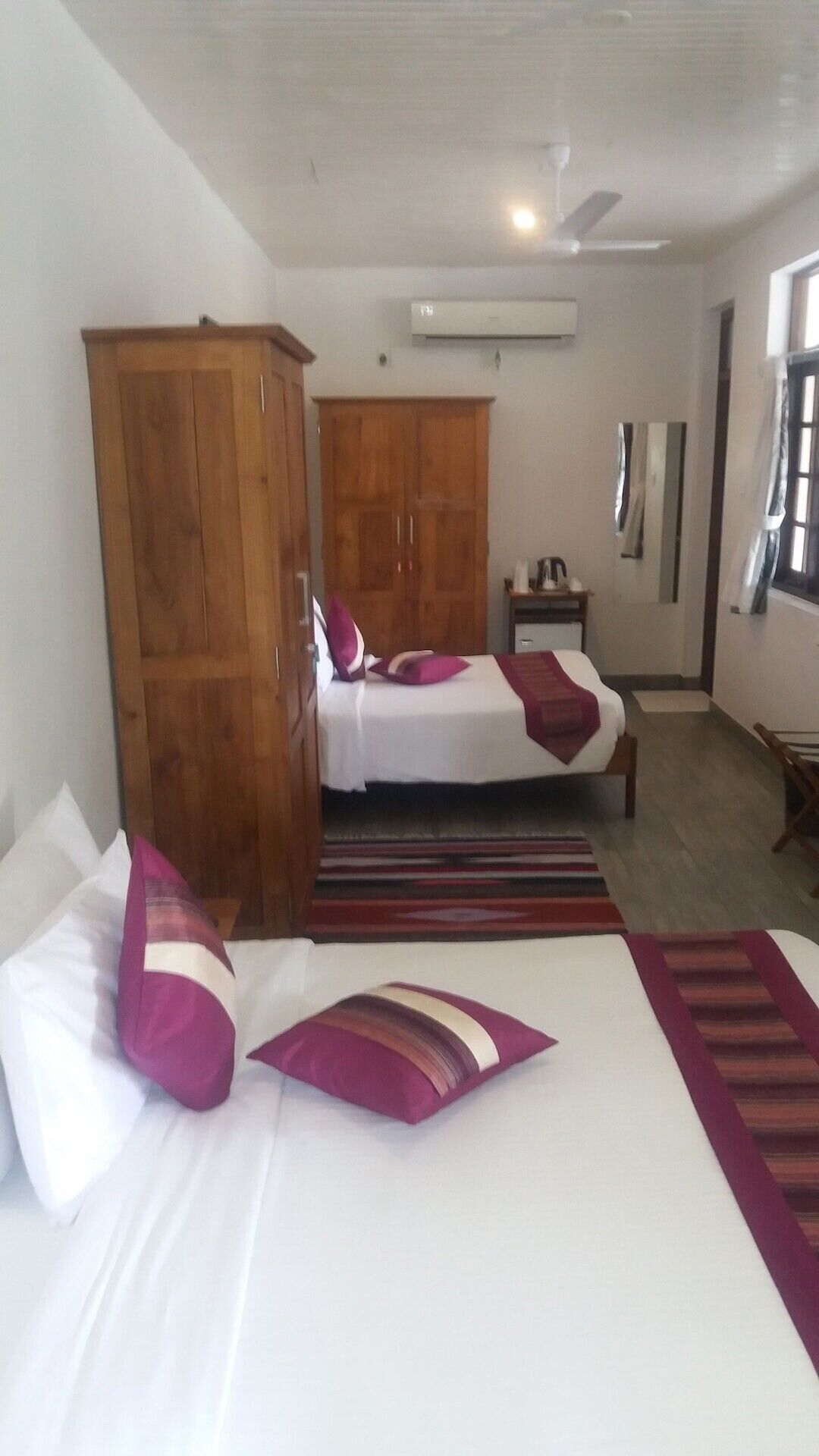 Premium bedding, in-room safe, blackout curtains, soundproofing