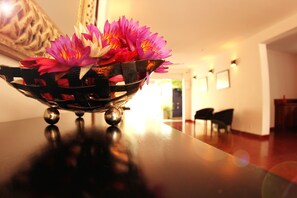 Siddeområde i lobbyen