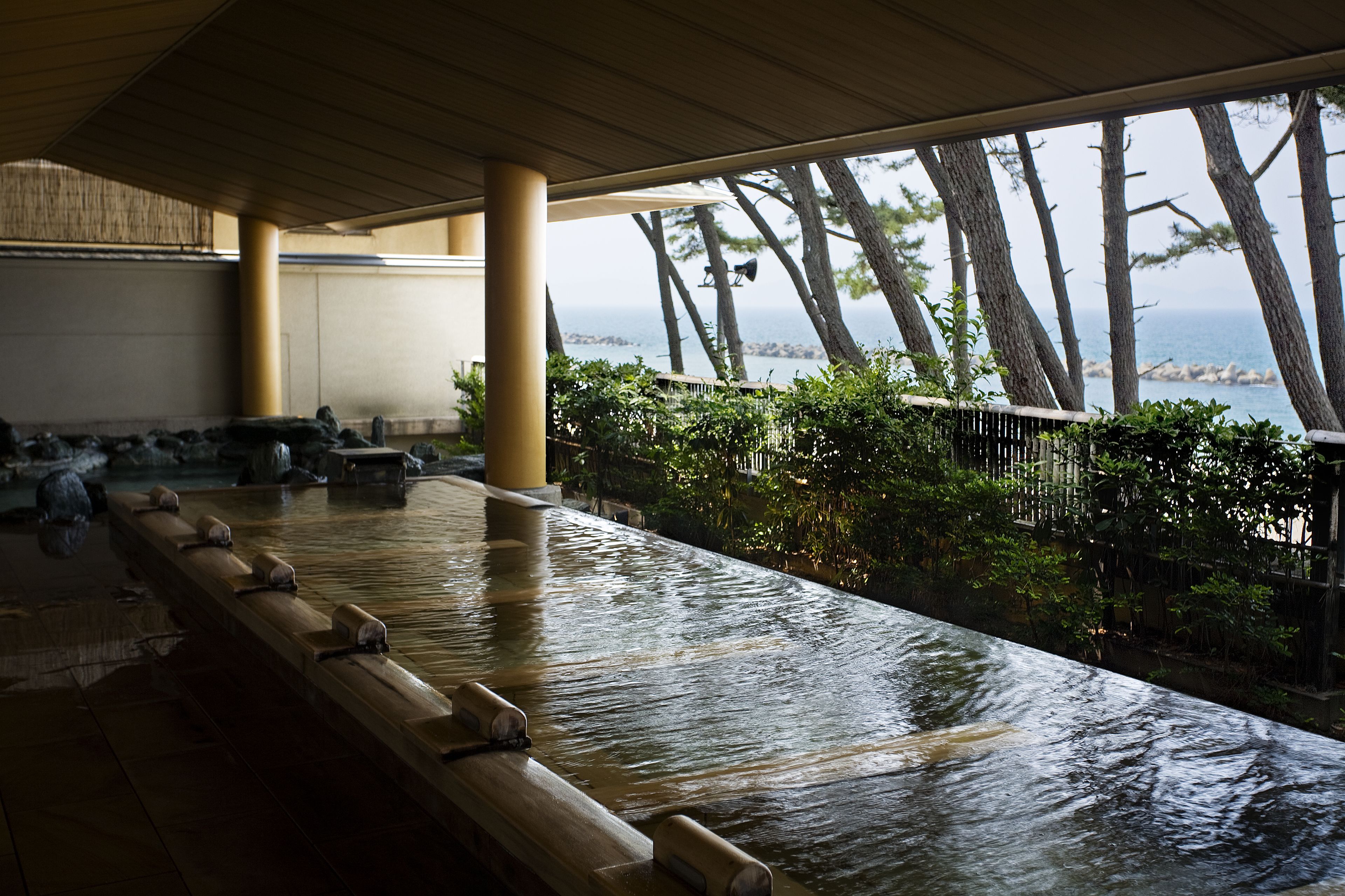 Body treatments, aromatherapy, facials