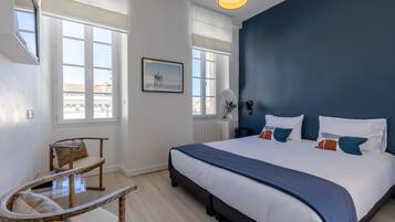 Deluxe Double or Twin Room, Non Smoking, City View (3) | Individually decorated, individually furnished, blackout drapes