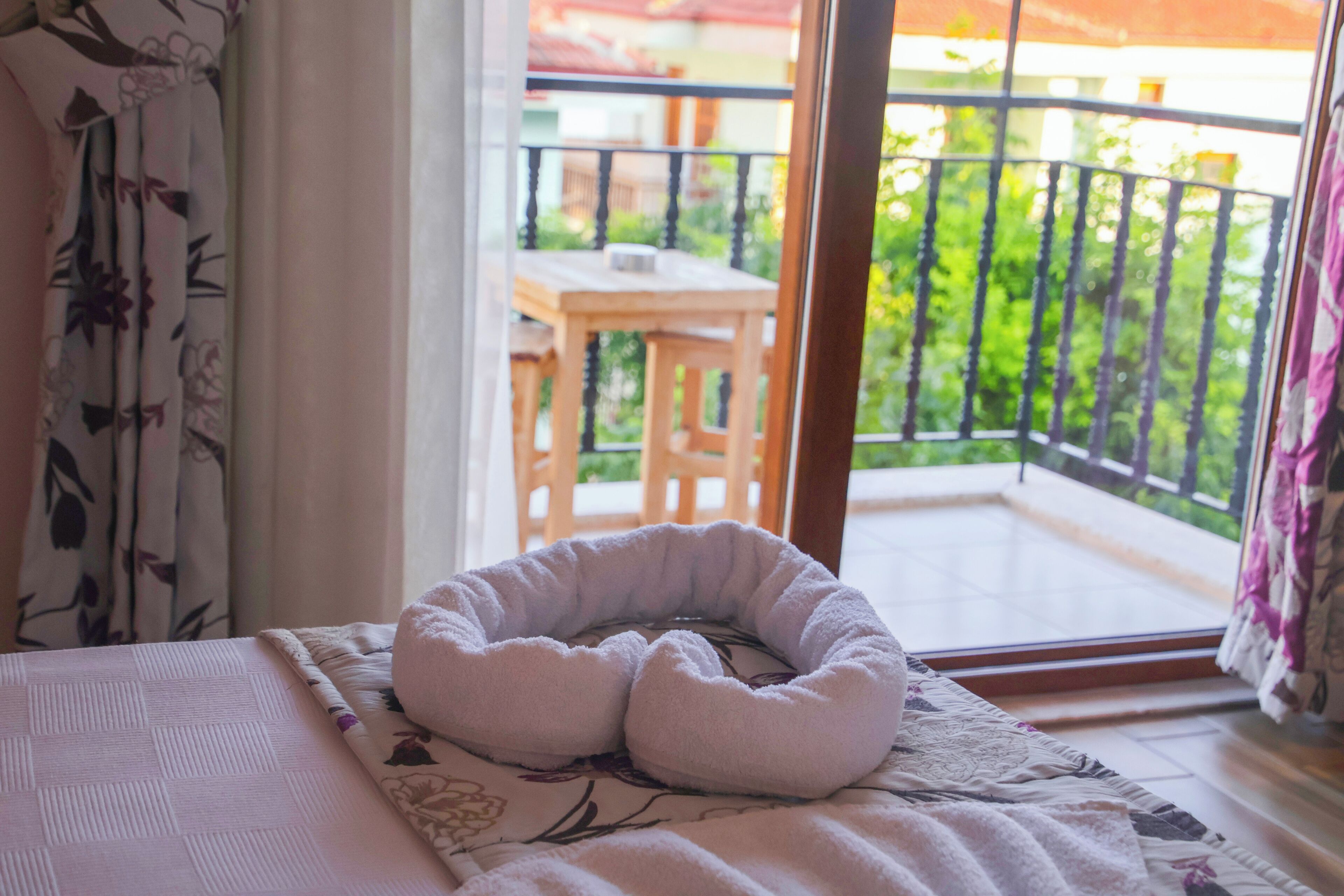 Standard Double Room | Minibar, desk, soundproofing, iron/ironing board
