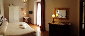 Comfort Twin Room, Ensuite, Garden View