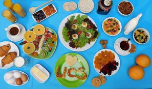 Kontinental frokost hver dag (mot et tillegg)