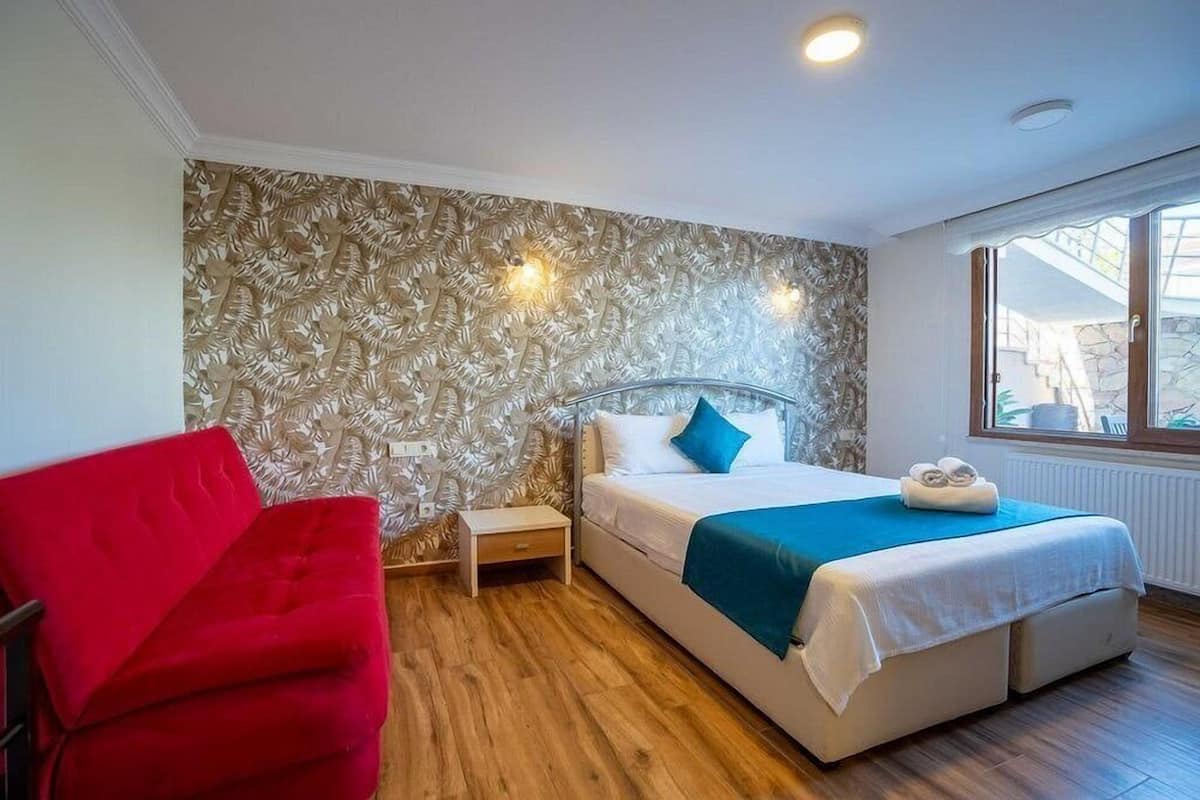 Suíte conforto, 2 quartos, para não fumantes | Frigobar, escrivaninha, cortinas blackout, roupa de cama