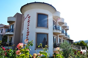 Exterior - Cunda Giritlioğlu Otel (Ayvalik)