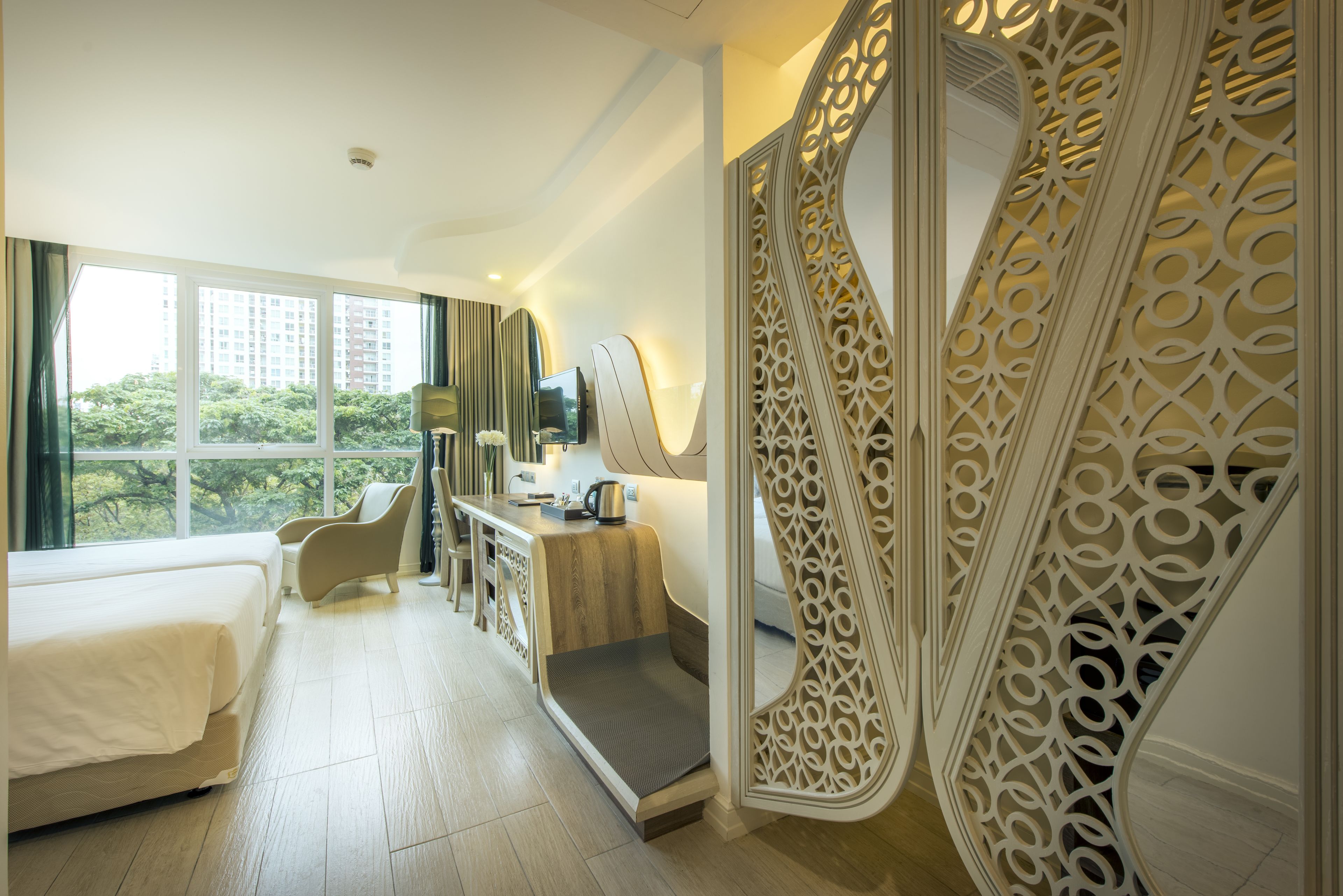 슈피리어 더블룸 또는 트윈룸, 공원 전망 | 고급 침구, 객실 내 금고, 각각 다르게 가구 비치, 책상