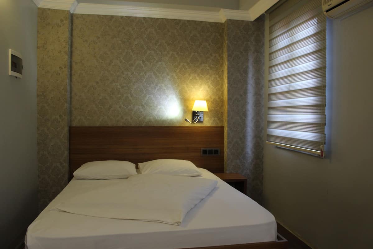 Double Room | 1 bedroom, premium bedding, free minibar, in-room safe