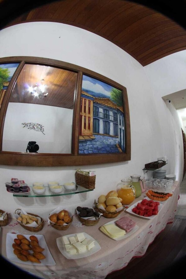Buffet - Caminhos da Liberdade Pousada (Ouro Preto)